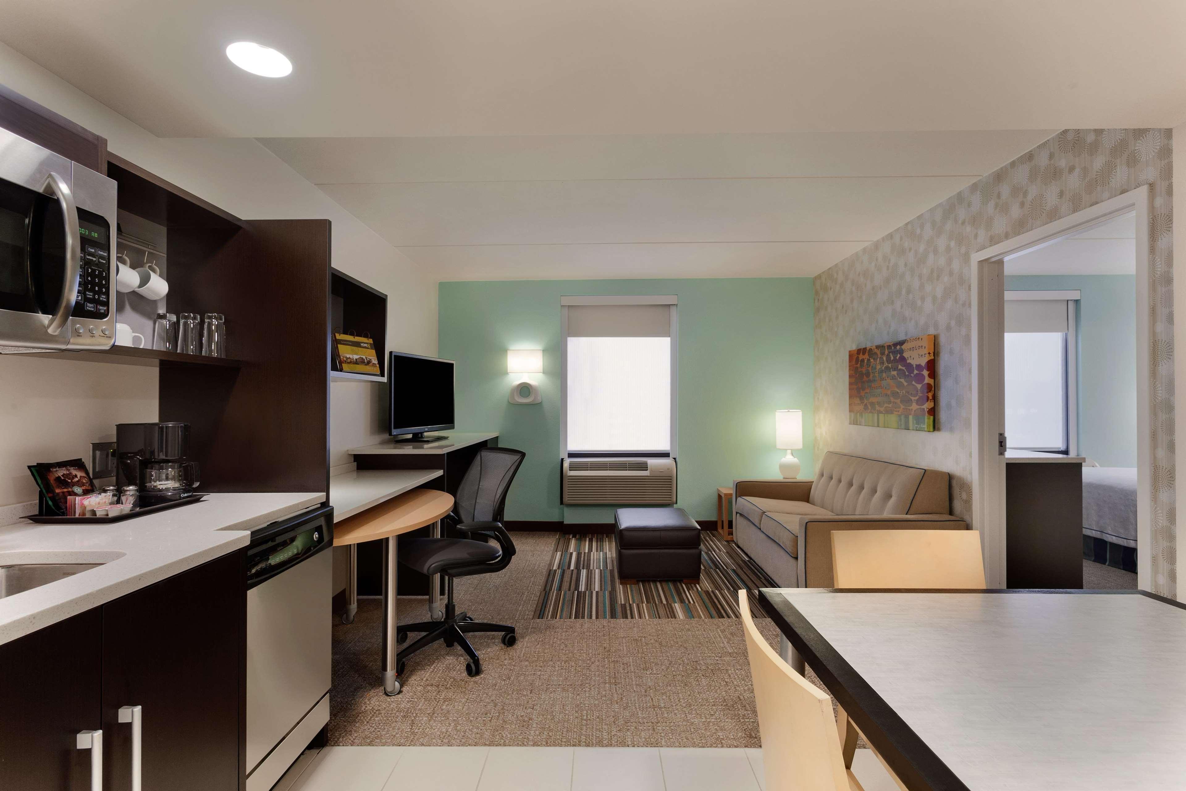 Home2 Suites By Hilton Philadelphia Convention Center Экстерьер фото