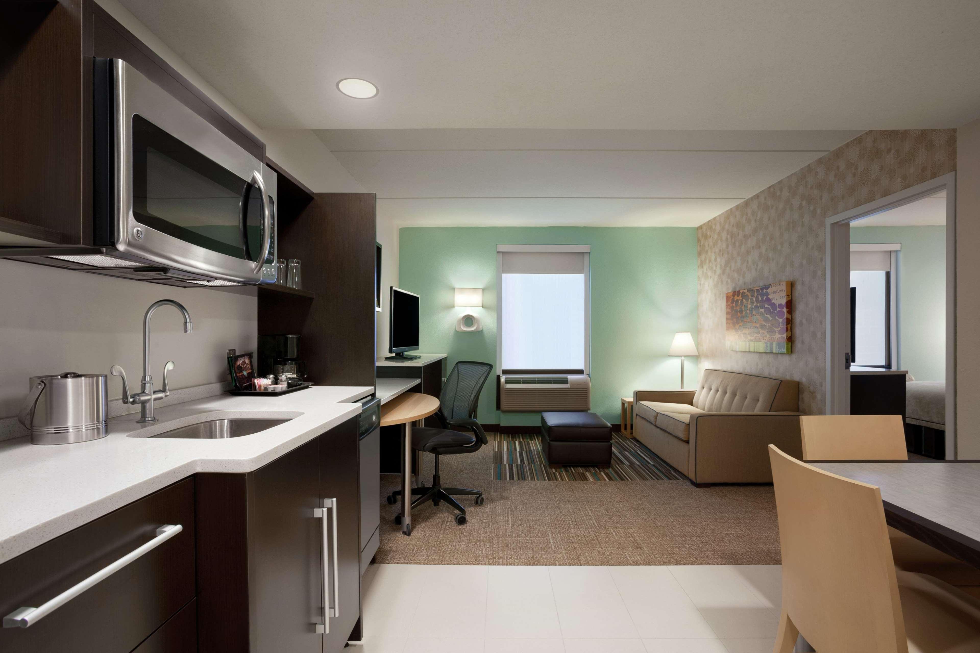 Home2 Suites By Hilton Philadelphia Convention Center Экстерьер фото