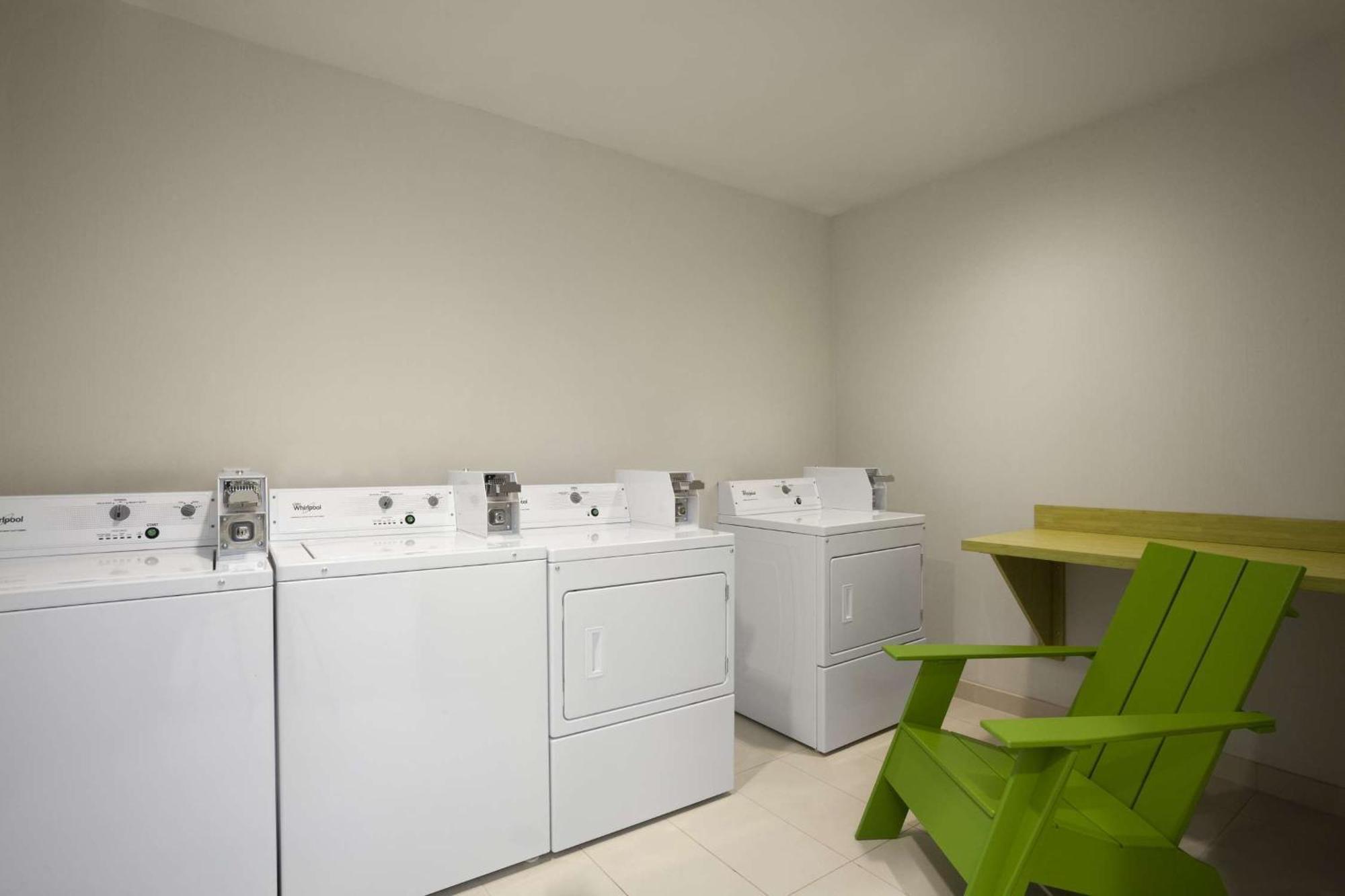 Home2 Suites By Hilton Philadelphia Convention Center Экстерьер фото